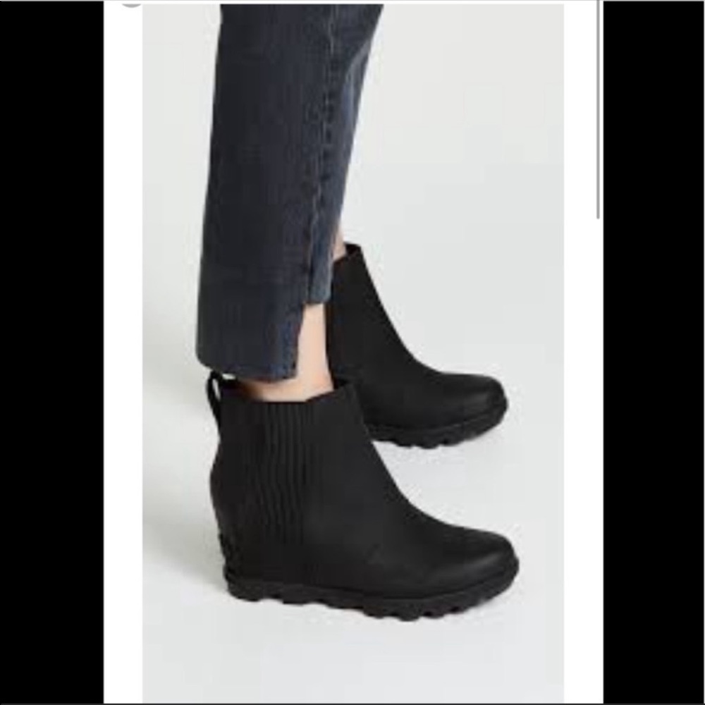 NWT Sorel Joan of Arctic™ Wedge Chelsea Boot - Picture 2 of 8
